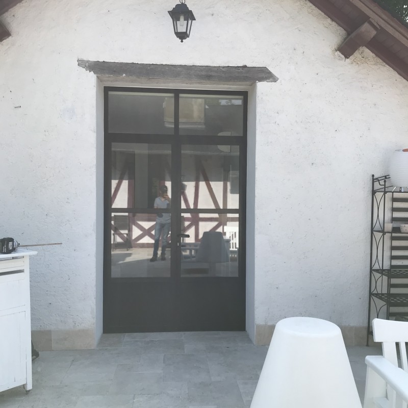 Porte extérieure
